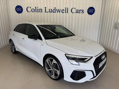 Audi A3 A3 1.5 TFSI 35 S line Euro 6 (s/s) 4dr