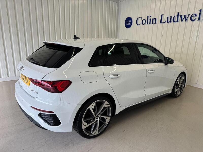 Audi A3 A3 1.5 TFSI 35 Edition 1 Sportback S Tronic Euro 6 (s/s) 5dr - U119118