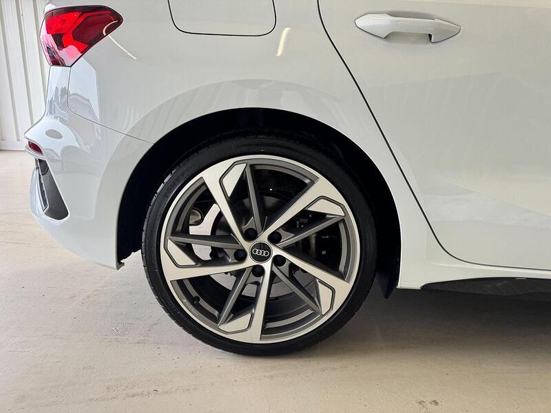 Audi A3 A3 1.5 TFSI 35 Edition 1 Sportback S Tronic Euro 6 (s/s) 5dr - U119118