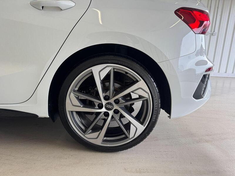 Audi A3 A3 1.5 TFSI 35 Edition 1 Sportback S Tronic Euro 6 (s/s) 5dr - U119118