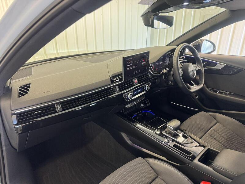 Audi A4 Avant A4 Avant 2.0 TFSI 35 Black Edition S Tronic Euro 6 (s/s) 5dr - U119122