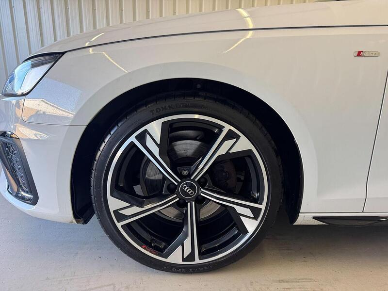 Audi A4 Avant A4 Avant 2.0 TFSI 35 Black Edition S Tronic Euro 6 (s/s) 5dr - U119122