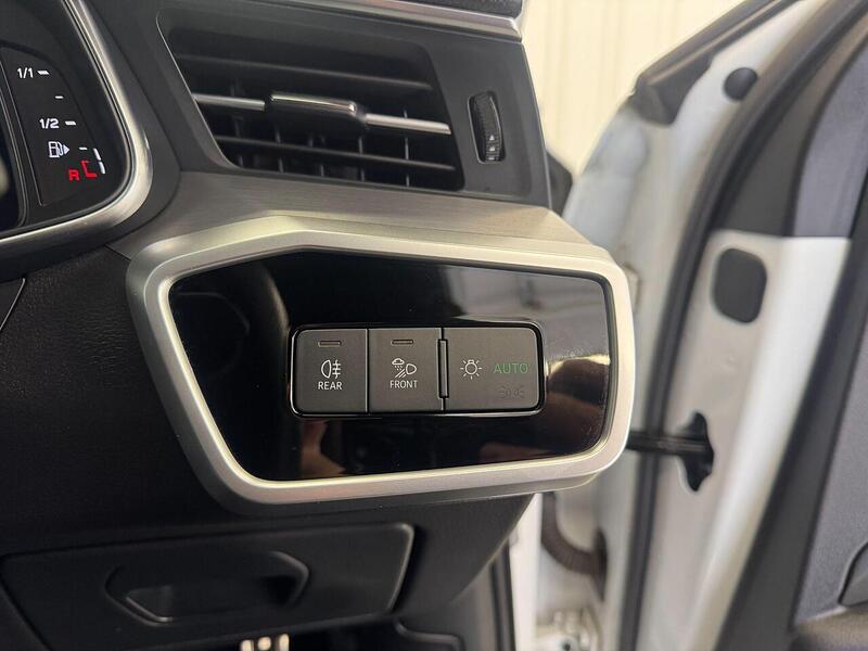 Audi A6 Avant A6 Avant 2.0 TDI 40 S line S Tronic Euro 6 (s/s) 5dr - U119128
