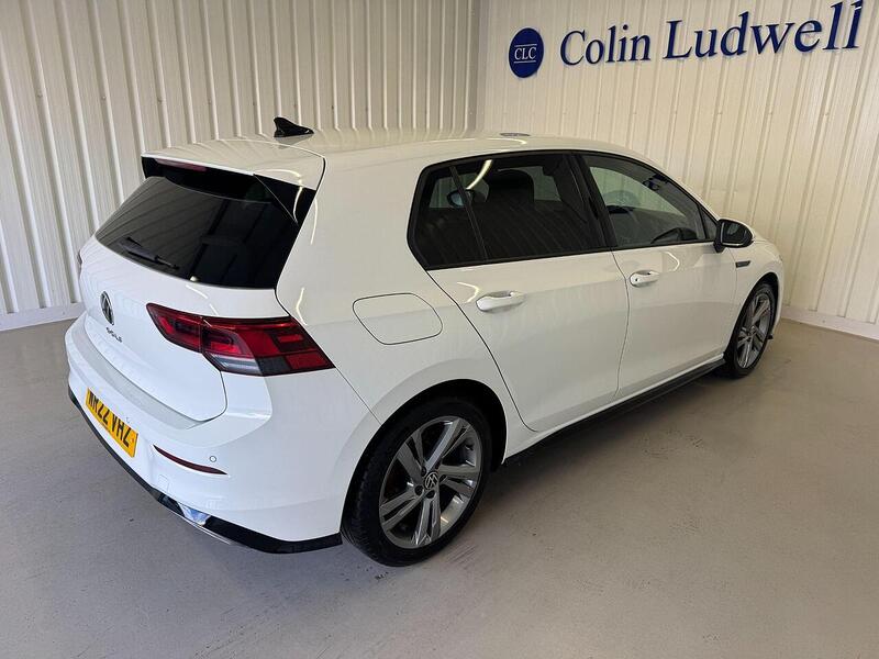 Volkswagen Golf Golf 1.5 TSI R-Line Euro 6 (s/s) 5dr - U119133