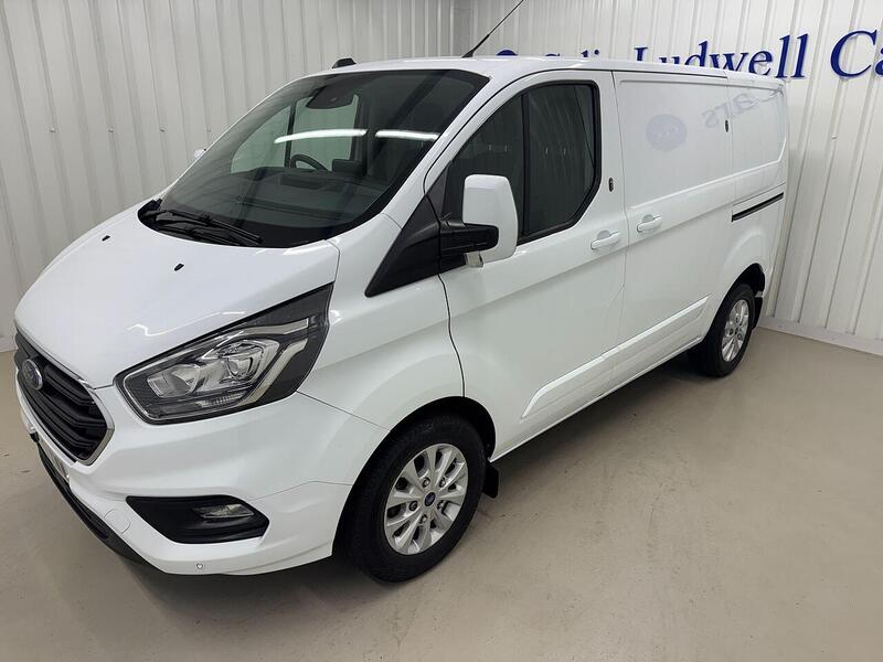 Ford Transit Custom Transit Custom 2.0 280 EcoBlue Limited L1 H1 Euro 6 (s/s) 5dr - U119144
