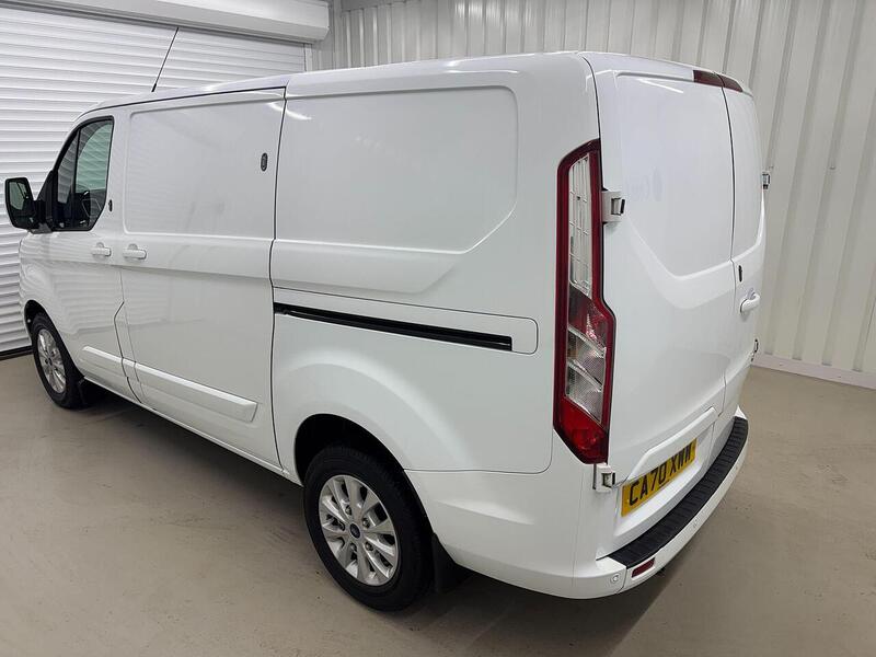 Ford Transit Custom Transit Custom 2.0 280 EcoBlue Limited L1 H1 Euro 6 (s/s) 5dr - U119144
