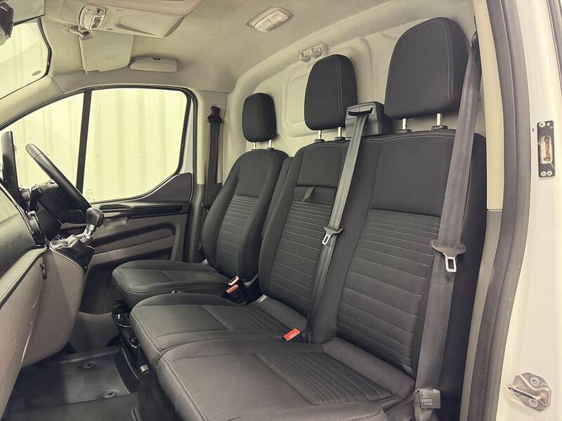 Ford Transit Custom Transit Custom 2.0 280 EcoBlue Limited L1 H1 Euro 6 (s/s) 5dr - U119144