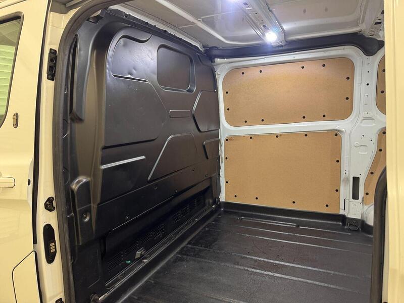 Ford Transit Custom Transit Custom 2.0 280 EcoBlue Limited L1 H1 Euro 6 (s/s) 5dr - U119144