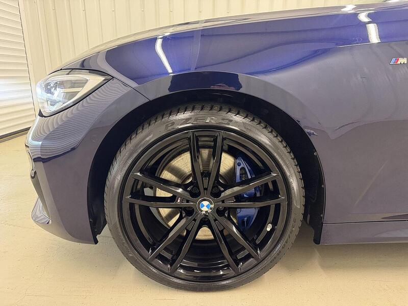 BMW 3 Series 3 Series 3.0 330d M Sport Plus Edition Touring Auto xDrive Euro 6 (s/s) 5dr - U119166