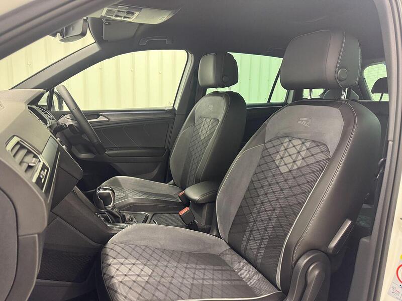 Volkswagen Tiguan Tiguan 1.5 TSI R-Line SUV 5dr Petrol DSG Euro 6 (s/s) (150 ps) - U119169