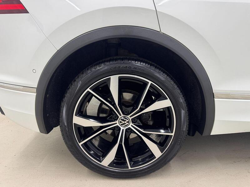 Volkswagen Tiguan Tiguan 1.5 TSI R-Line SUV 5dr Petrol DSG Euro 6 (s/s) (150 ps) - U119169