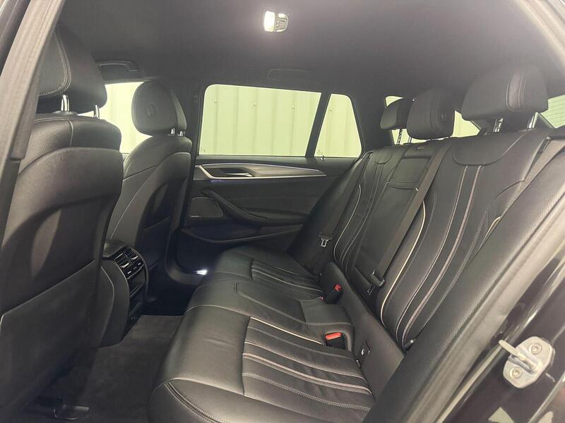 BMW 5 Series 5 Series 2.0 520d M Sport Touring Auto Euro 6 (s/s) 5dr - U119172