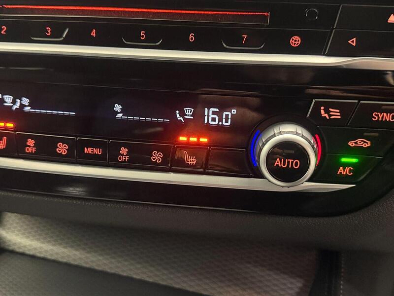 BMW 5 Series 5 Series 2.0 520d M Sport Touring Auto Euro 6 (s/s) 5dr - U119172