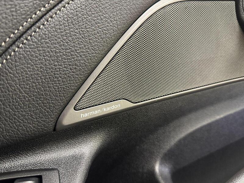 BMW 5 Series 5 Series 2.0 520d M Sport Touring Auto Euro 6 (s/s) 5dr - U119172