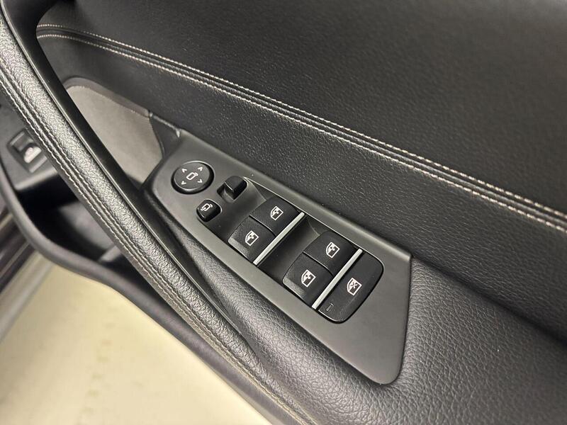 BMW 5 Series 5 Series 2.0 520d M Sport Touring Auto Euro 6 (s/s) 5dr - U119172