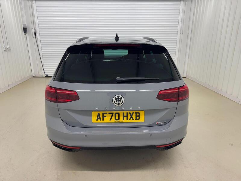 Volkswagen Passat Passat 2.0 BiTDI R-Line Edition DSG 4Motion Euro 6 (s/s) 5dr - U119173