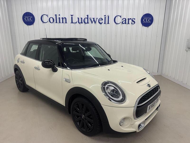 MINI Hatch Hatch 2.0 Cooper S Steptronic Euro 6 (s/s) 5dr - U119175