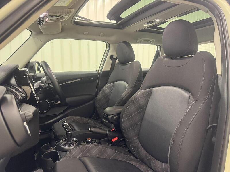 MINI Hatch Hatch 2.0 Cooper S Steptronic Euro 6 (s/s) 5dr - U119175