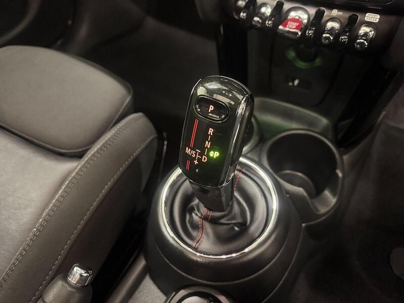 MINI Hatch Hatch 2.0 Cooper S Steptronic Euro 6 (s/s) 5dr - U119175