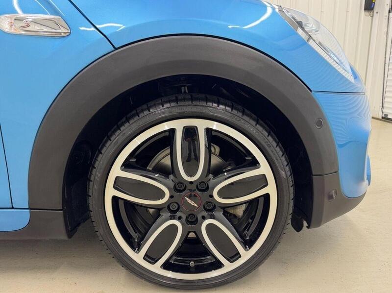 MINI Hatch Hatch 2.0 Cooper S Steptronic Euro 6 (s/s) 5dr - U119181