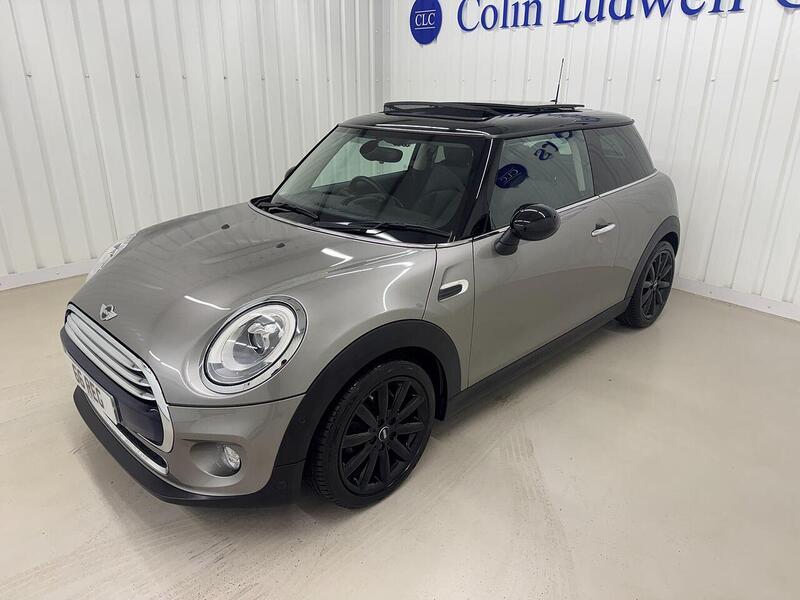MINI Hatch Hatch 1.5 Cooper Auto Euro 6 (s/s) 3dr - U119185