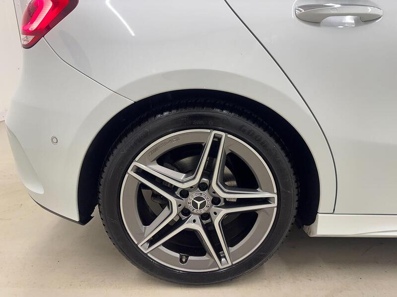 Mercedes-Benz A Class A Class 1.5 A180d AMG Line (Premium Plus 2) 7G-DCT Euro 6 (s/s) 5dr - U119204