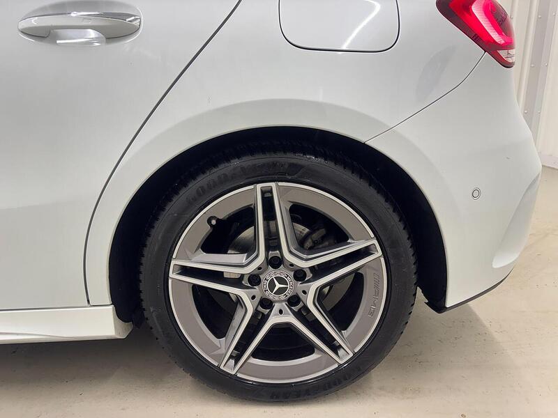 Mercedes-Benz A Class A Class 1.5 A180d AMG Line (Premium Plus 2) 7G-DCT Euro 6 (s/s) 5dr - U119204