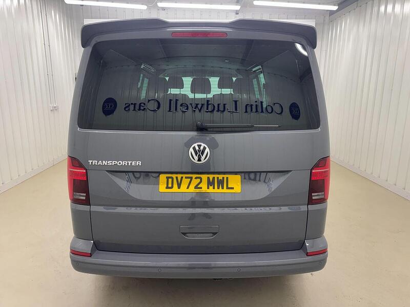 Volkswagen Transporter Transporter 2.0 BiTDI T32 Highline Kombi Double Cab 5dr Diesel DSG FWD LWB Euro 6 (s/s) (199 ps) - U119207