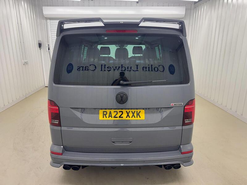 Volkswagen Transporter Transporter 2.0 BiTDI T32 Highline Kombi DSG 4Motion SWB Euro 6 (s/s) 5dr - U119212