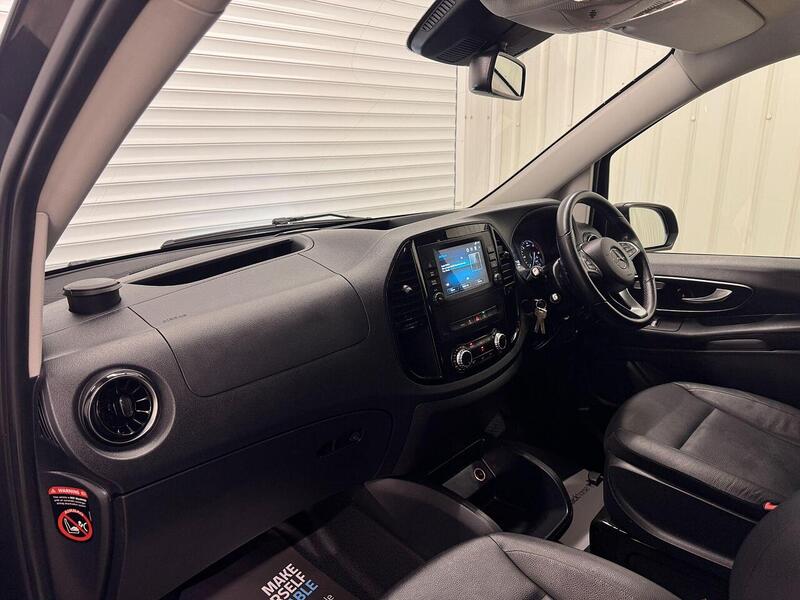Mercedes-Benz Vito Vito 2.0 119 CDI Sport Crew Van G-Tronic RWD L2 Euro 6 (s/s) 5dr (LWB) - U119213