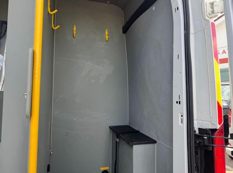 Ford Transit Transit 350 EcoBlue L3H3 Welfare crew van 7 Seat - U119223