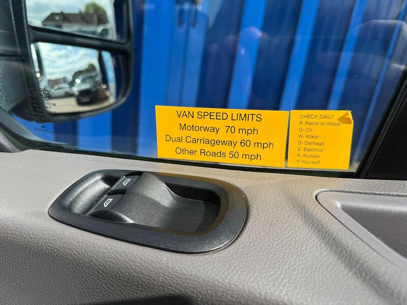 Ford Transit Transit 350 EcoBlue L3H3 Welfare crew van 7 Seat - U119223