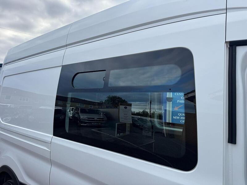Ford Transit Transit 350 EcoBlue L3H3 Welfare crew van 7 Seat - U119226