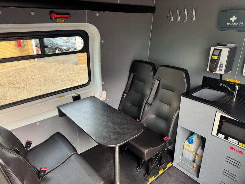 Ford Transit Transit 350 EcoBlue L3H3 Welfare crew van 7 Seat - U119226