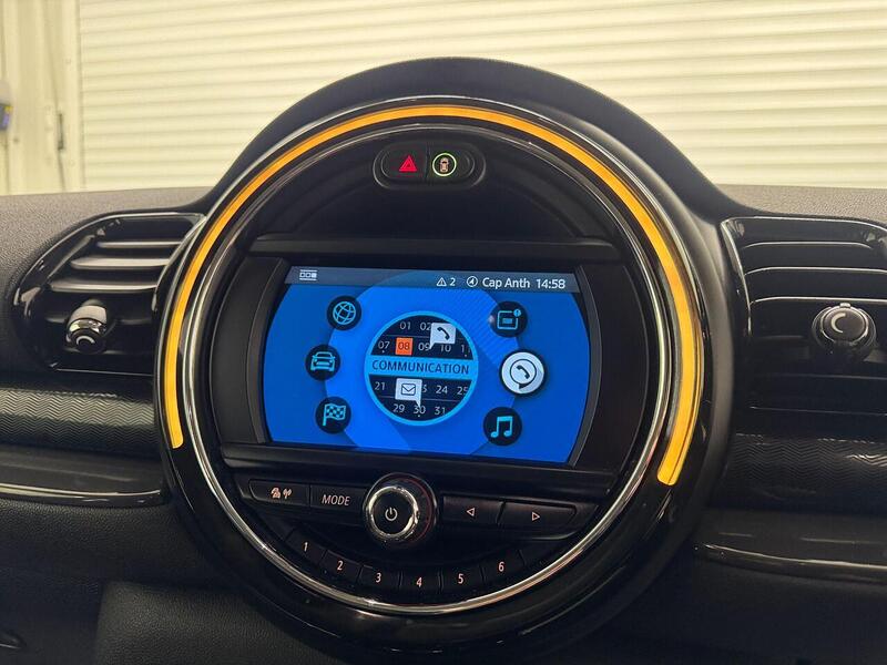 MINI Clubman Clubman 1.5 Cooper Classic Euro 6 (s/s) 6dr - U119231