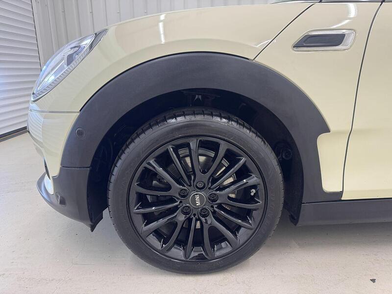 MINI Clubman Clubman 1.5 Cooper Classic Euro 6 (s/s) 6dr - U119231