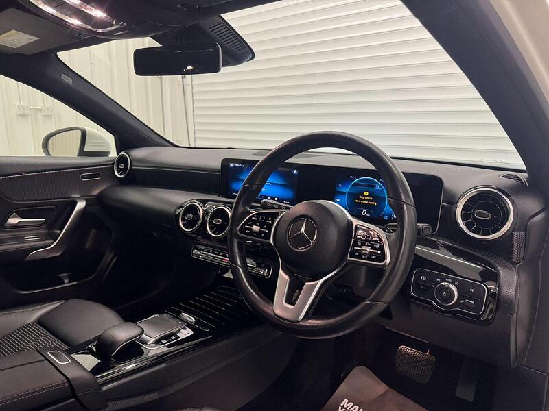 Mercedes-Benz A Class A Class 1.5 A180d Sport (Executive) Hatchback 5dr Diesel 7G-DCT Euro 6 (s/s) (116 ps) - U119241