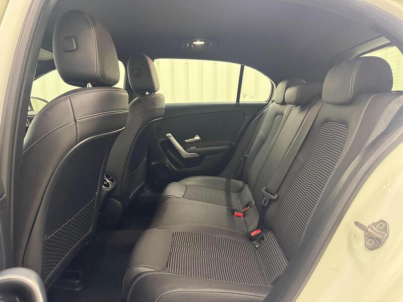 Mercedes-Benz A Class A Class 1.5 A180d Sport (Executive) Hatchback 5dr Diesel 7G-DCT Euro 6 (s/s) (116 ps) - U119241