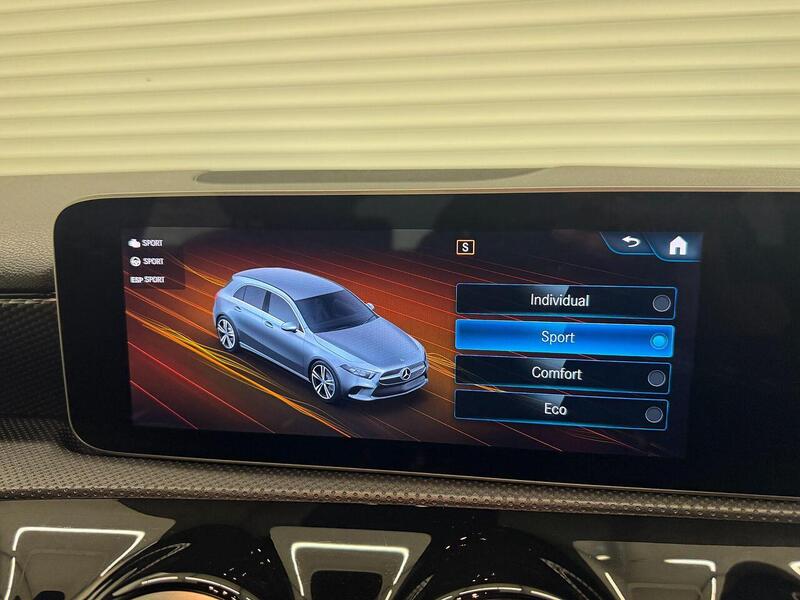 Mercedes-Benz A Class A Class 1.5 A180d Sport (Executive) Hatchback 5dr Diesel 7G-DCT Euro 6 (s/s) (116 ps) - U119241