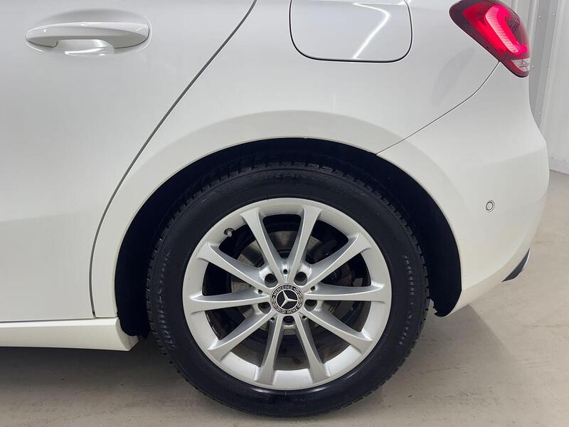 Mercedes-Benz A Class A Class 1.5 A180d Sport (Executive) Hatchback 5dr Diesel 7G-DCT Euro 6 (s/s) (116 ps) - U119241