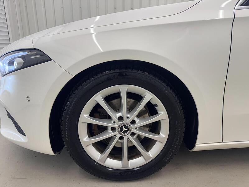 Mercedes-Benz A Class A Class 1.5 A180d Sport (Executive) Hatchback 5dr Diesel 7G-DCT Euro 6 (s/s) (116 ps) - U119241