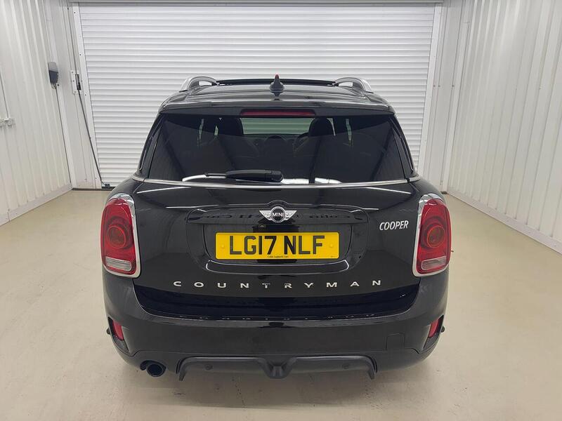 MINI Countryman Countryman 1.5 Cooper Auto 6Spd ALL4 Euro 6 (s/s) 5dr - U119243