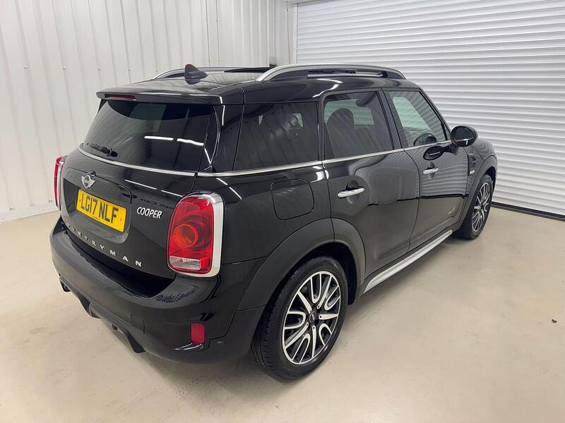 MINI Countryman Countryman 1.5 Cooper Auto 6Spd ALL4 Euro 6 (s/s) 5dr - U119243