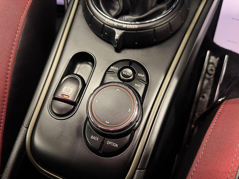 MINI Countryman Countryman 1.5 Cooper Auto 6Spd ALL4 Euro 6 (s/s) 5dr - U119243