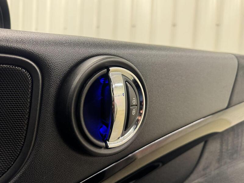 MINI Countryman Countryman 1.5 Cooper Auto 6Spd ALL4 Euro 6 (s/s) 5dr - U119243