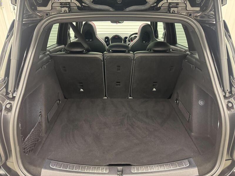 MINI Countryman Countryman 1.5 Cooper Auto 6Spd ALL4 Euro 6 (s/s) 5dr - U119243