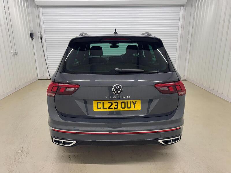 Volkswagen Tiguan Tiguan 1.5 TSI R-Line DSG Euro 6 (s/s) 5dr - U119252