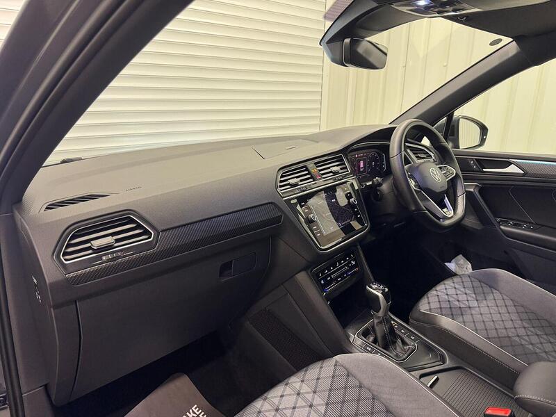 Volkswagen Tiguan Tiguan 1.5 TSI R-Line DSG Euro 6 (s/s) 5dr - U119252