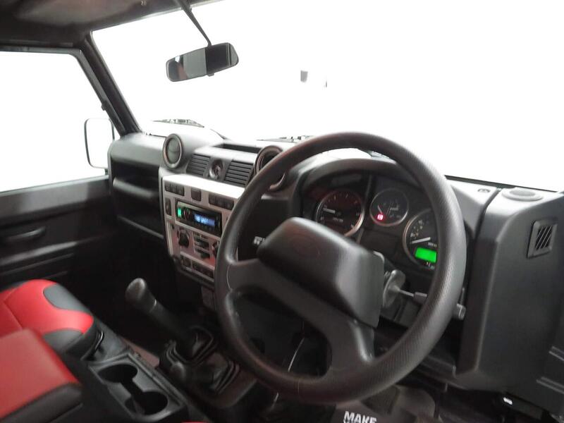 Land Rover Defender 90 2.2 TDCi XS Hard Top 4WD Euro 5 3dr - U119257