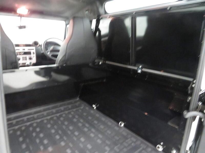 Land Rover Defender 90 2.2 TDCi XS Hard Top 4WD Euro 5 3dr - U119257